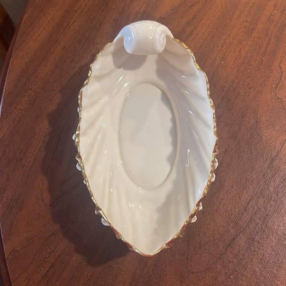 Lenox - Picture 3 of 4